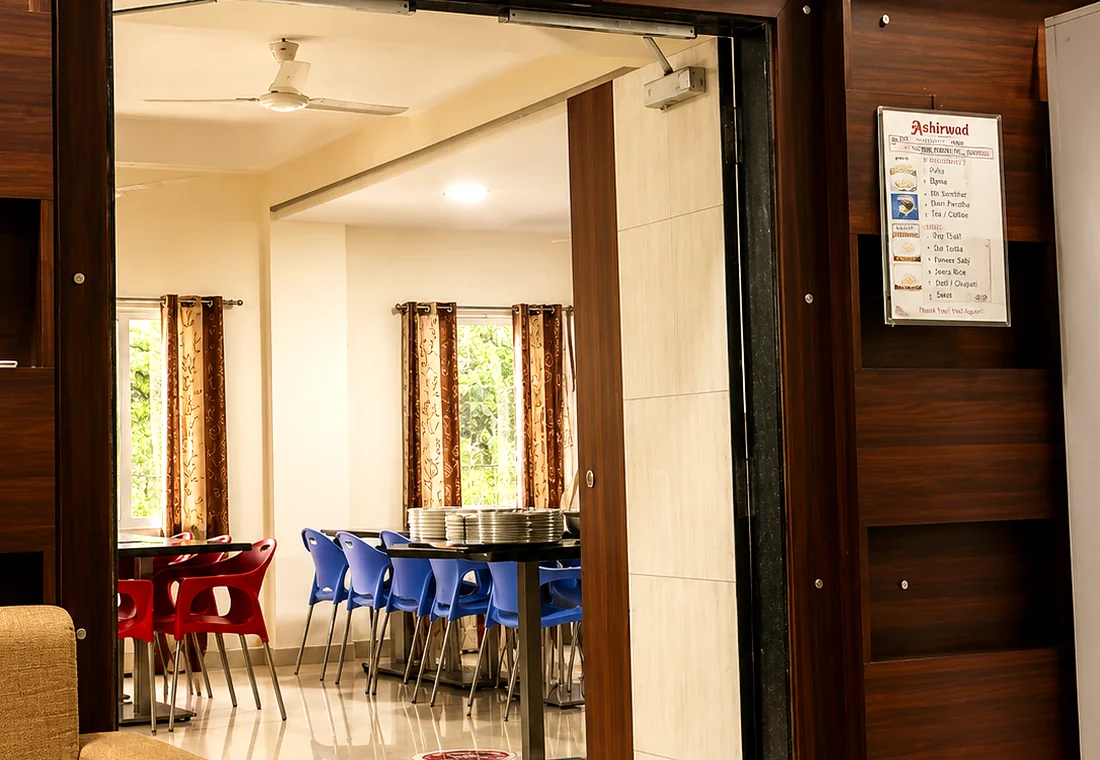 Ambika Restaurant dining area at Toran Ambika Saputara