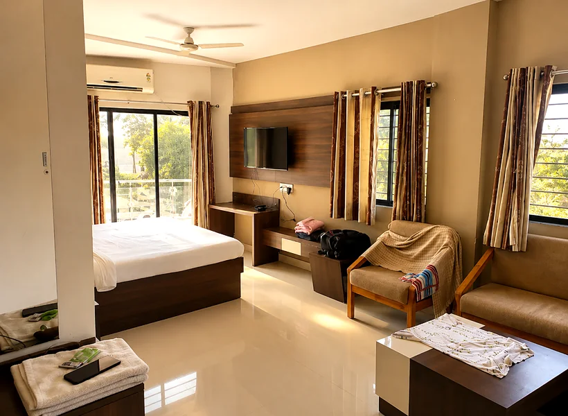 Deluxe Room at Toran Ambika Saputara